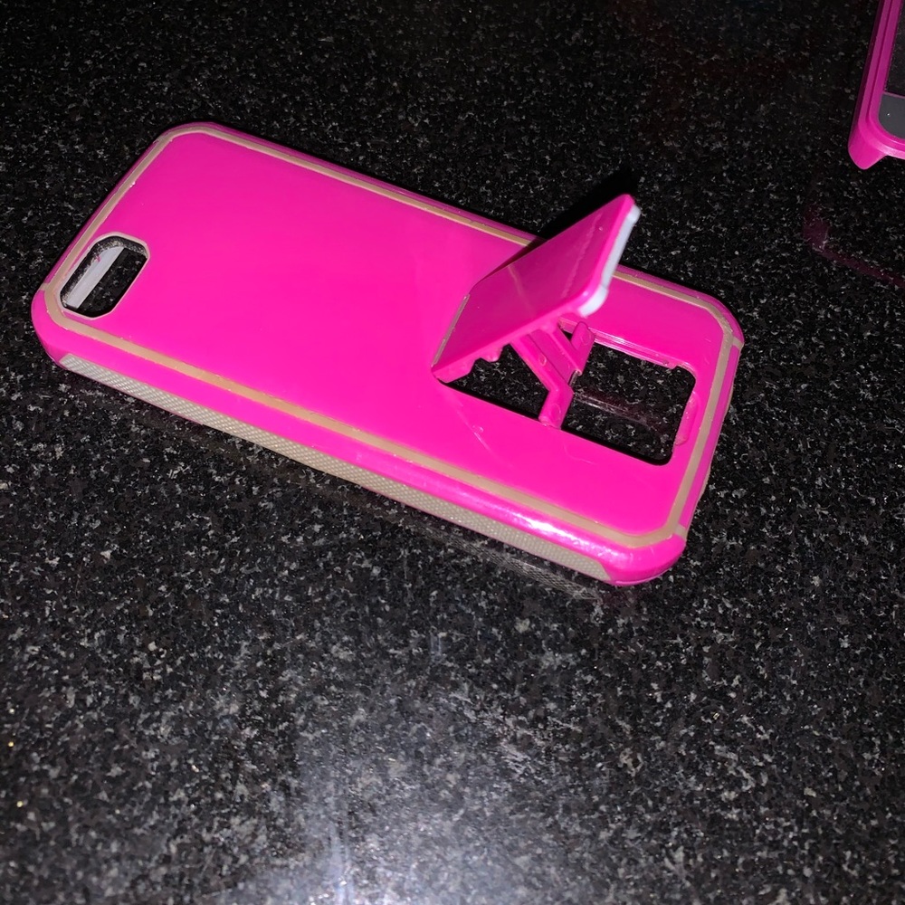 iPhone 5 cases - Picture 4 of 8